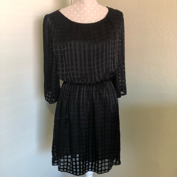 Alice + Olivia Dresses & Skirts - Alice + Olivia black silk dress